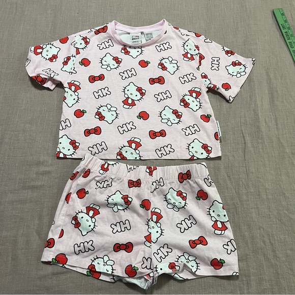 Hello Kitty Kids Pajama Set - Pink and Red Size 10 Sanrio Bow Coquette Girly - Picture 3 of 8